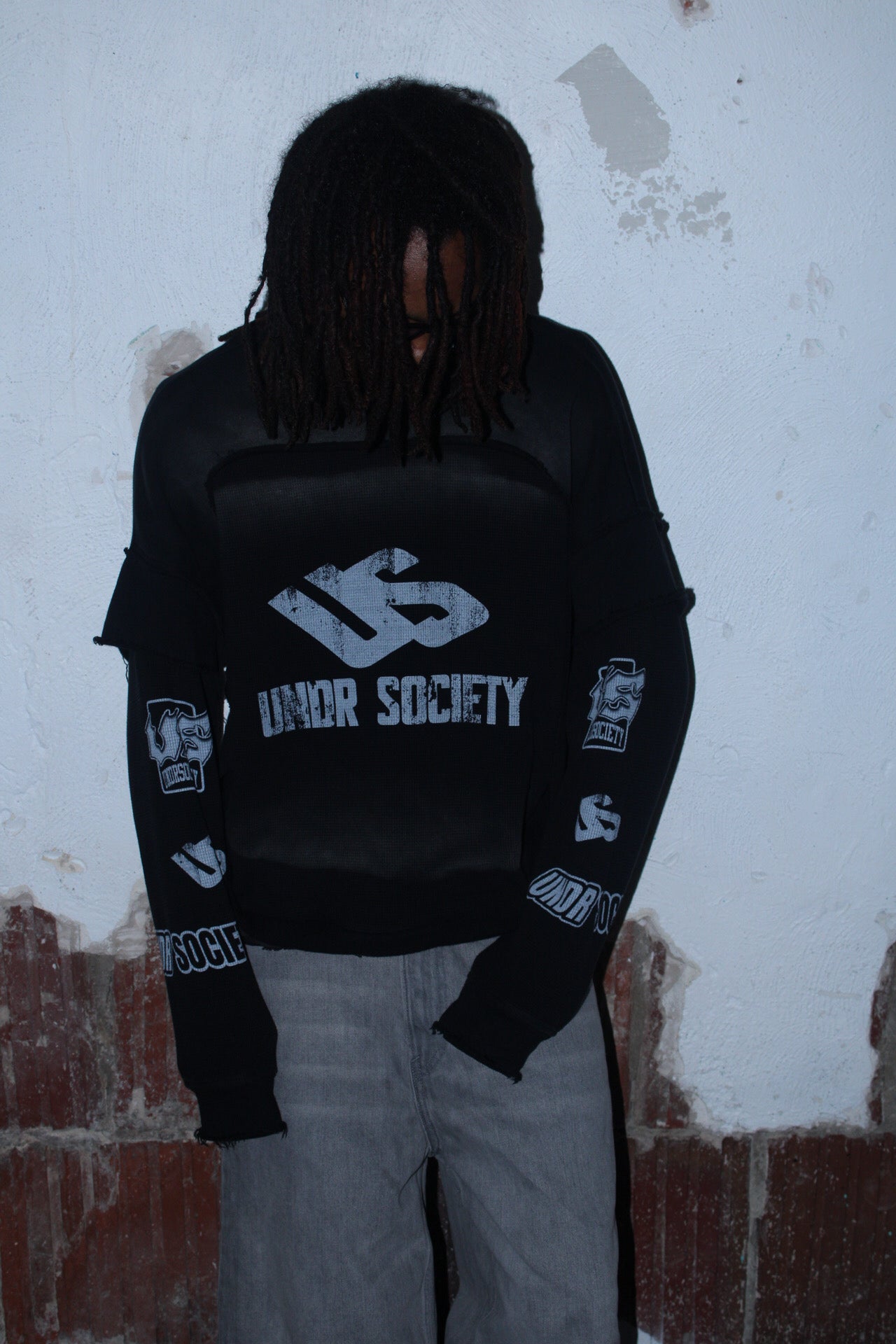 UNDR DOUBLE LAYERED LONGSLEEVE